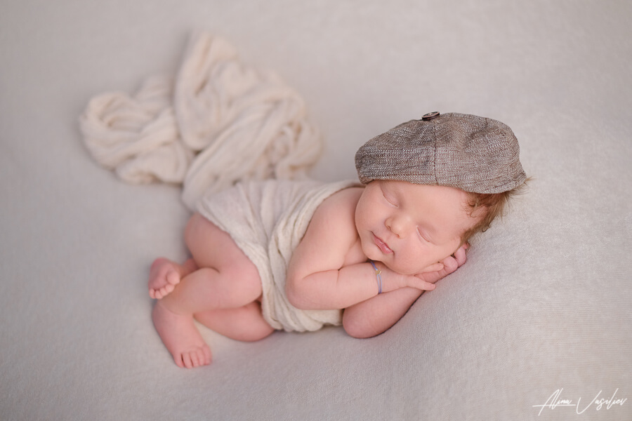Lumini pentru fotografia de newborn: ce echipamente ai nevoie pentru fotografii de bebeluși reușite
